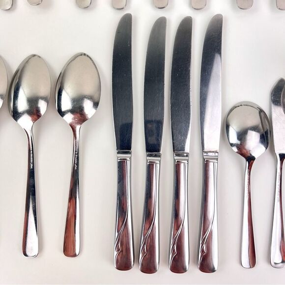 Oneida Oceanic Flatware Mixed Lot 25 Pieces Stainless Steel Knives Forks Spoons - Picture 11 of 14